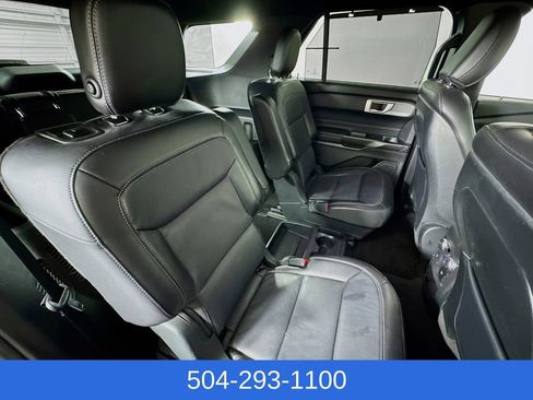 Used 2020 Ford Explorer Limited image 30