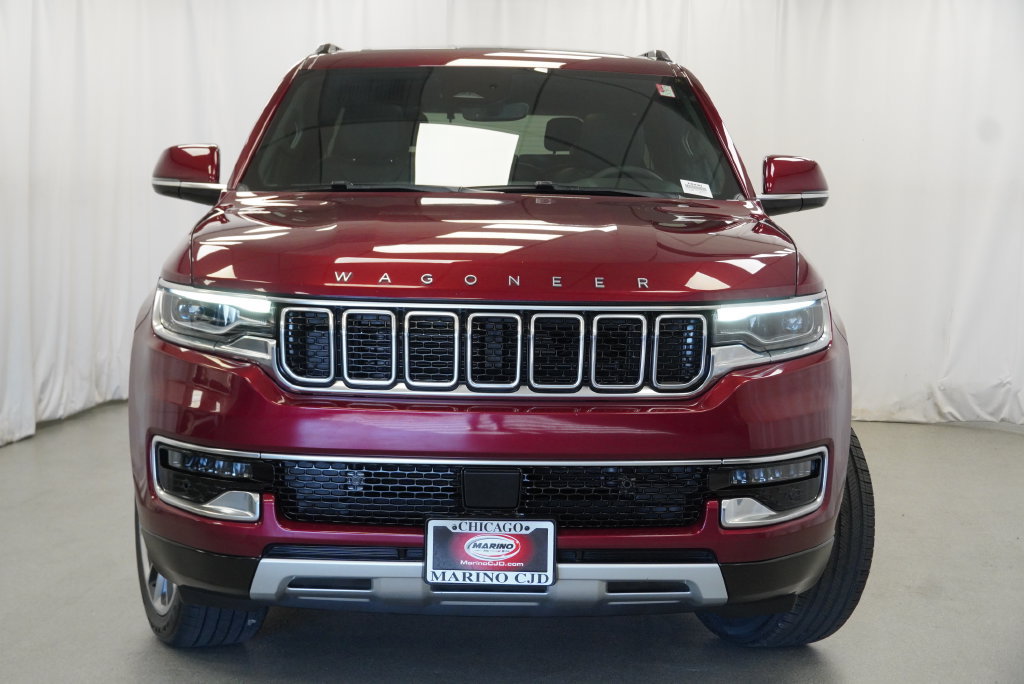 Used 2022 Jeep Wagoneer Series II w/ Premium Group I AWD/4WD image 12