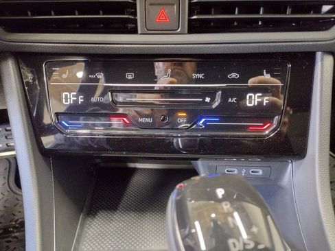 New 2025 Volkswagen Jetta Sport image 26