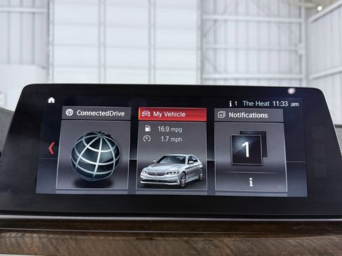 Used 2017 BMW 540i xDrive image 31