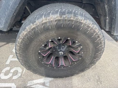 Used 2020 Jeep Gladiator Sport w/ Quick Order Package 24S image 10