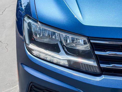 Used 2019 Volkswagen Tiguan SE FWD image 7