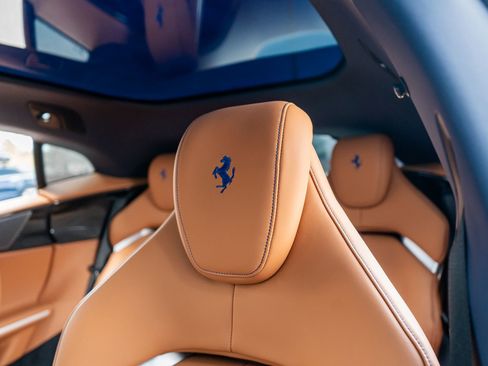 Used 2025 Ferrari Purosangue image 29