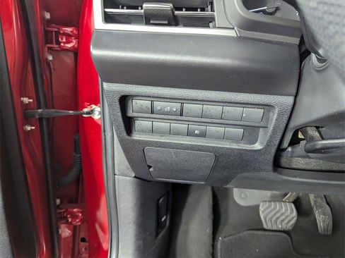 Used 2022 Mitsubishi Outlander ES image 20