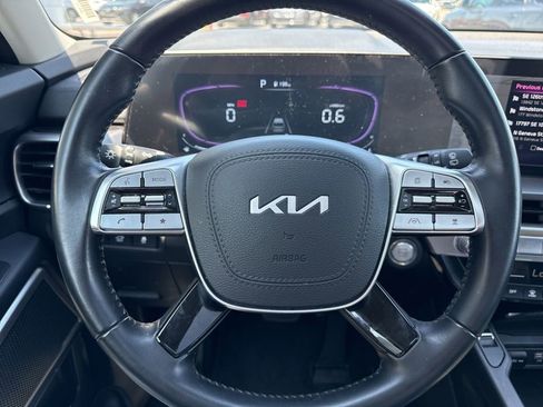 Used 2025 Kia Telluride S AWD/4WD image 11