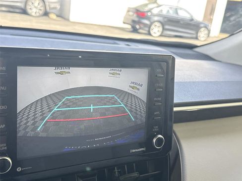Used 2022 Toyota Corolla Cross LE FWD image 17
