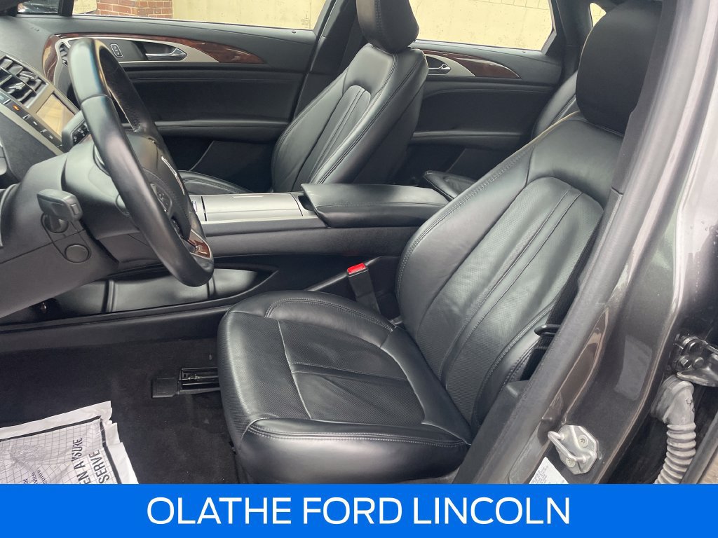 Used 2020 Lincoln MKZ Reserve FWD image 21