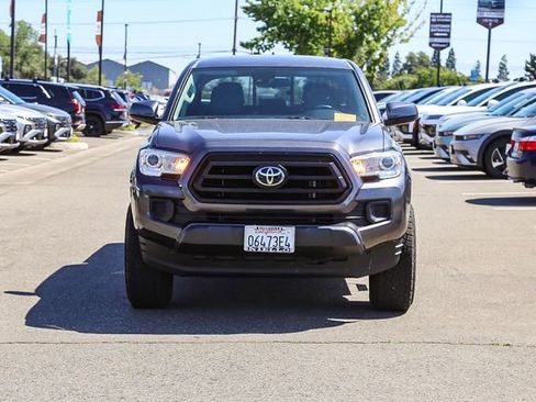 Used 2022 Toyota Tacoma SR AWD/4WD image 7