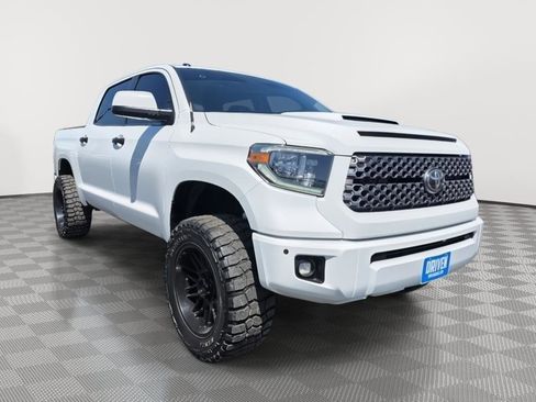 Used 2018 Toyota Tundra SR5 AWD/4WD image 3