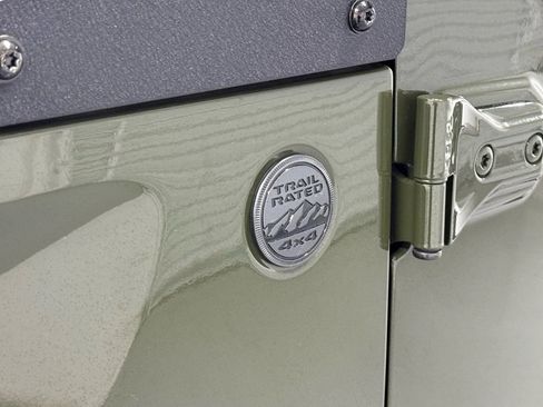 Used 2024 Jeep Wrangler Unlimited Sport image 16