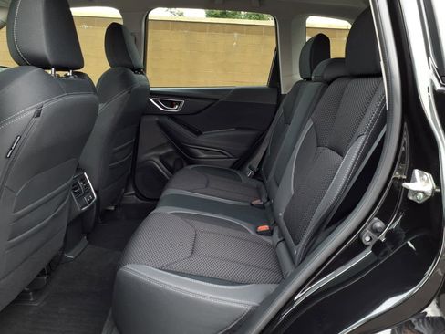 Used 2022 Subaru Forester Premium w/ Popular Package #2 image 32