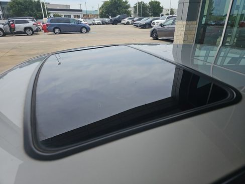 Used 2020 Nissan Altima 2.5 S FWD image 11