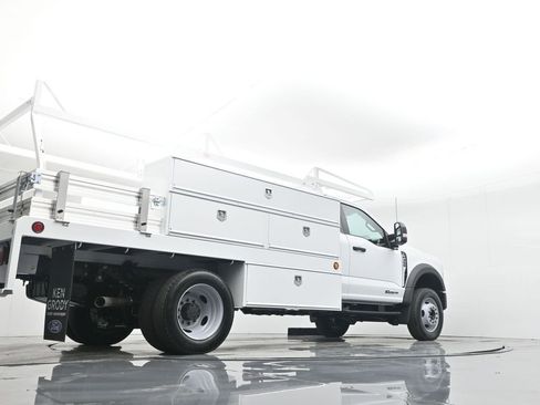 New 2025 Ford F450 XL w/ XL Chrome Package image 53