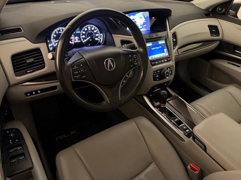 Used 2016 Acura RLX w/ Technology Package FWD image 4