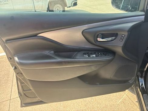 Used 2021 Nissan Murano SL FWD image 19