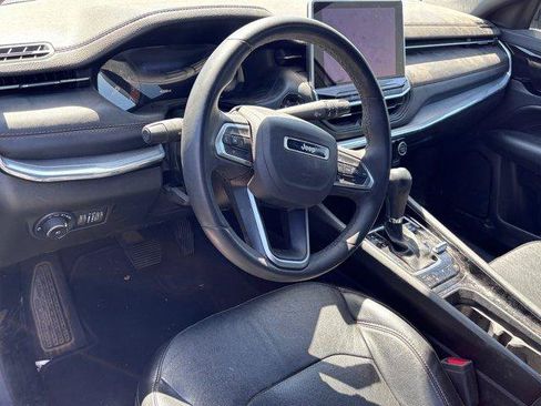 Used 2023 Jeep Compass Limited AWD/4WD image 7