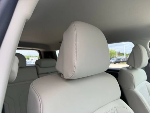 Certified 2025 Hyundai Santa Fe SEL AWD/4WD image 14
