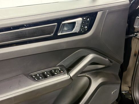 Certified 2023 Porsche Cayenne Turbo GT AWD/4WD image 23
