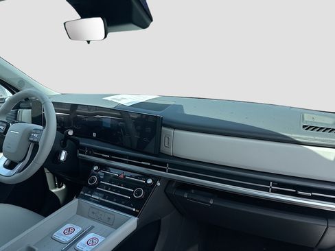 New 2026 Hyundai Santa Fe SE FWD image 18