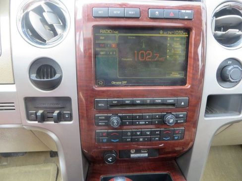 Used 2010 Ford F150 2WD SuperCrew image 19