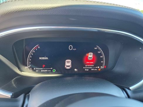 Used 2024 Acura MDX SH-AWD image 23