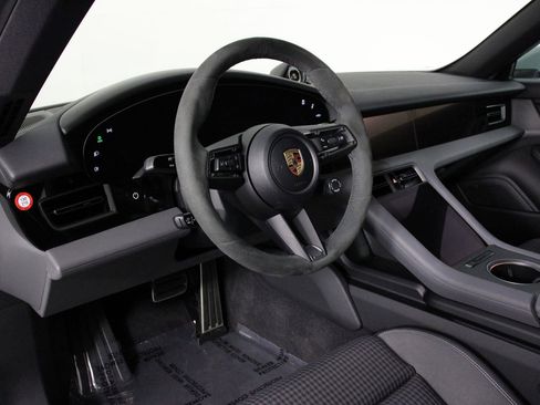 Certified 2025 Porsche Taycan 4 Cross Turismo image 4