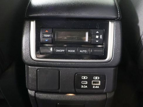 Used 2025 Subaru Ascent Premium AWD/4WD image 29