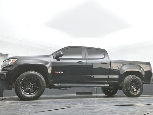 Used 2022 Chevrolet Colorado Z71 w/ Trail Boss Package AWD/4WD image 42
