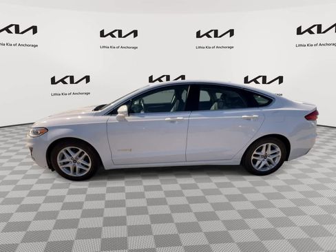 Used 2019 Ford Fusion Titanium FWD image 6