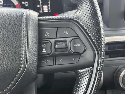 Used 2024 Toyota Tacoma SR w/ SR Upgrade Package AWD/4WD image 26