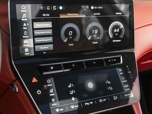 Used 2023 Maserati Grecale Trofeo AWD/4WD image 32