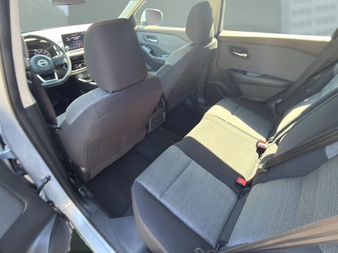 Used 2023 Nissan Rogue SV AWD/4WD image 11