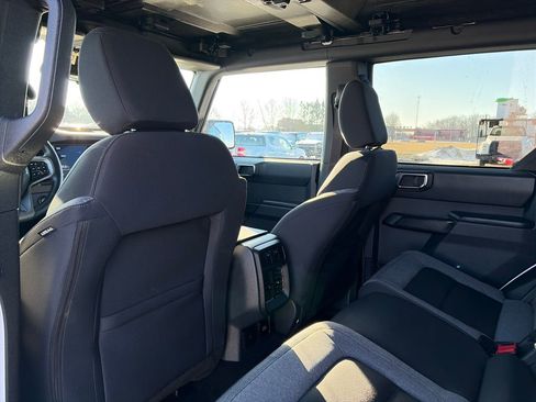 Used 2025 Ford Bronco Big Bend image 29
