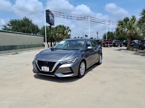 Used 2022 Nissan Sentra S FWD image 1