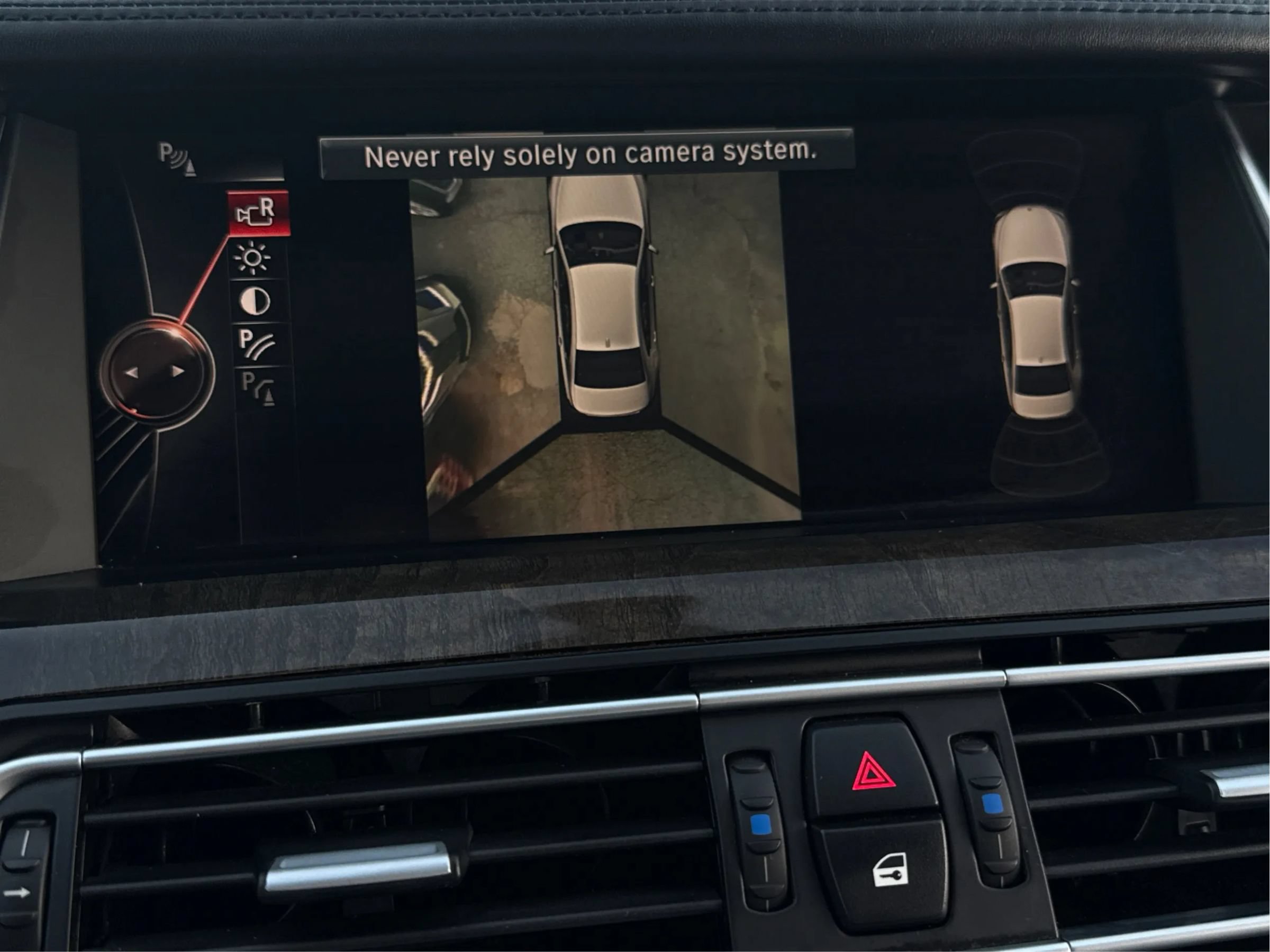 Used 2015 BMW 750Li RWD image 17