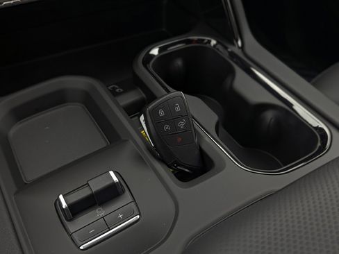 New 2026 GMC Sierra 2500 AT4 w/ AT4 Premium Plus Package image 28