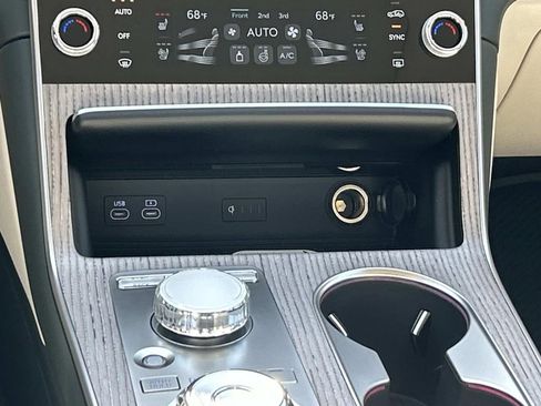 New 2026 Genesis GV80 2.5T Prestige AWD/4WD image 30