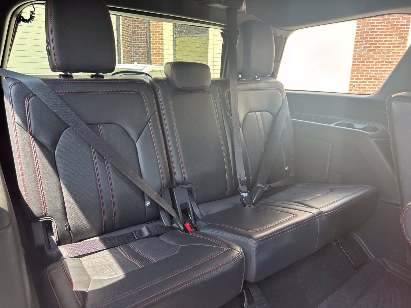 Used 2024 Ford Expedition Limited AWD/4WD image 13
