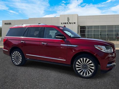 Certified 2019 Lincoln Navigator Reserve w/ Cargo Package image 1