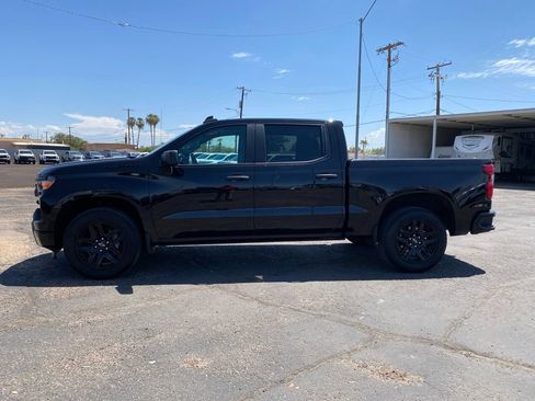 Used 2023 Chevrolet Silverado 1500 Custom RWD image 3