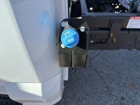 New 2025 Ford F550 4x4 Regular Cab Super Duty image 16