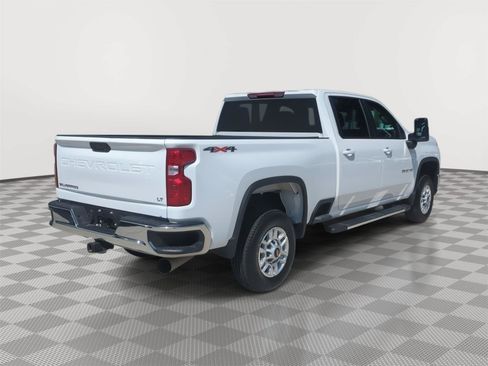 Used 2025 Chevrolet Silverado 2500 LT w/ Convenience Package AWD/4WD image 6
