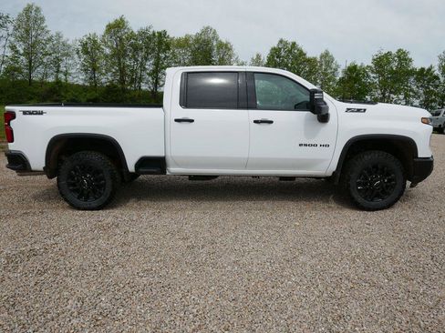 New 2026 Chevrolet Silverado 2500 LTZ w/ LTZ Plus Package AWD/4WD image 3