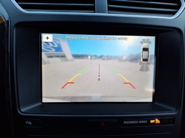 Used 2019 Ford Explorer XLT w/ Equipment Group 202A AWD/4WD image 13