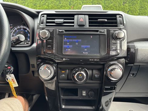 Used 2016 Toyota 4Runner Trail AWD/4WD image 25