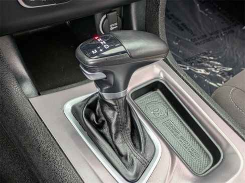 Used 2023 Dodge Charger SXT image 18