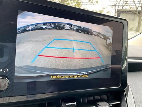 Used 2024 Toyota Corolla LE image 25