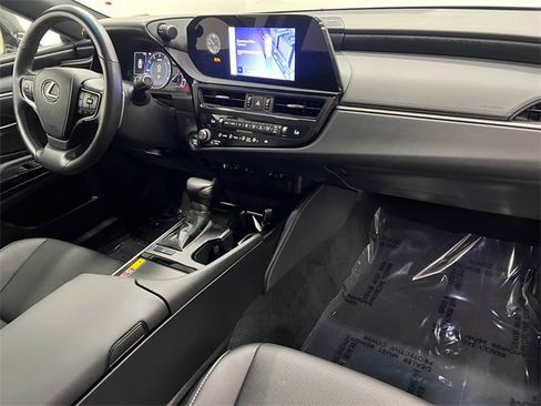 Used 2025 Lexus ES 350 w/ Premium Package image 12