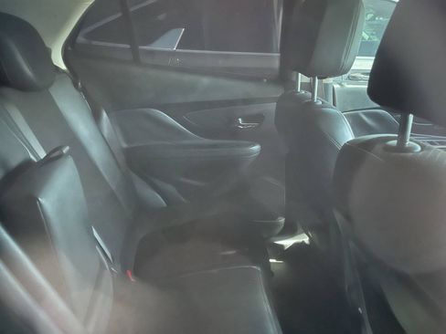 Used 2021 Buick Encore Preferred FWD image 6