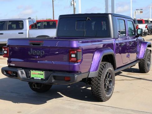 New 2026 Jeep Gladiator Willys image 6